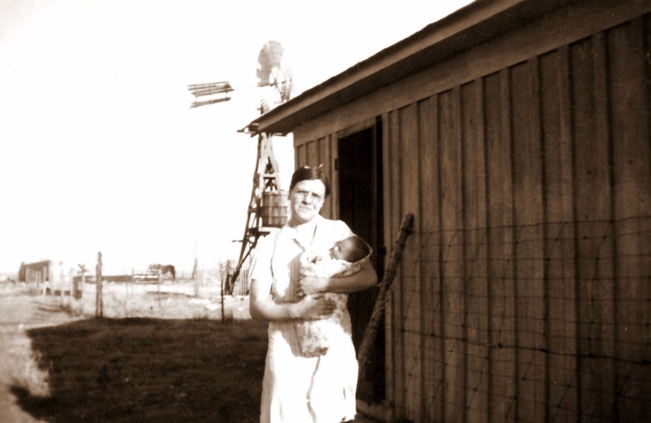1940-03 Mildred and baby A.J.